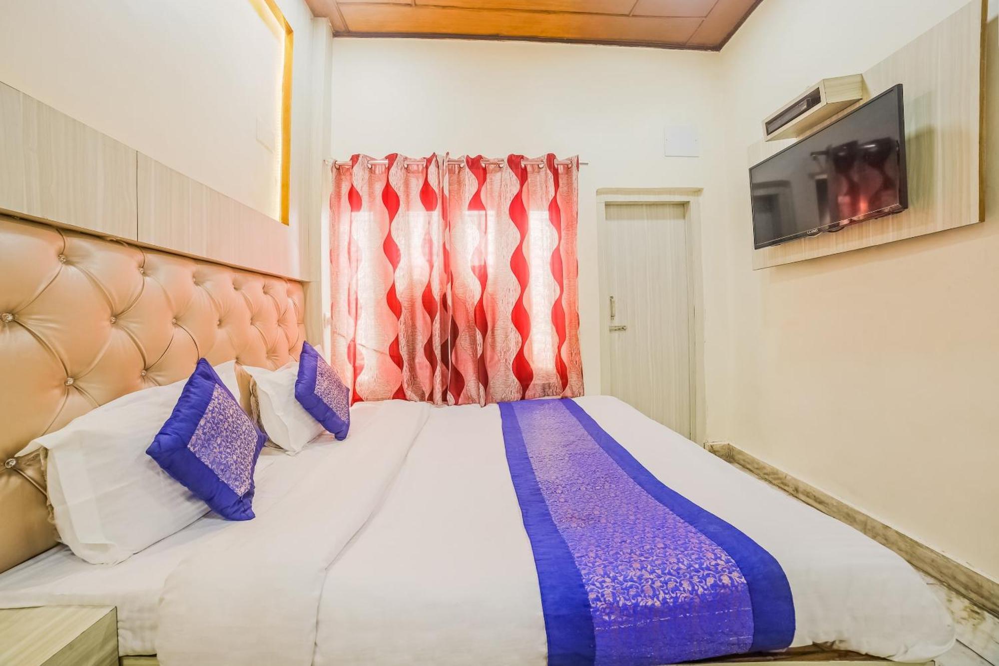 Hotel O Shyam Palace Near New Delhi Railway Station Екстер'єр фото