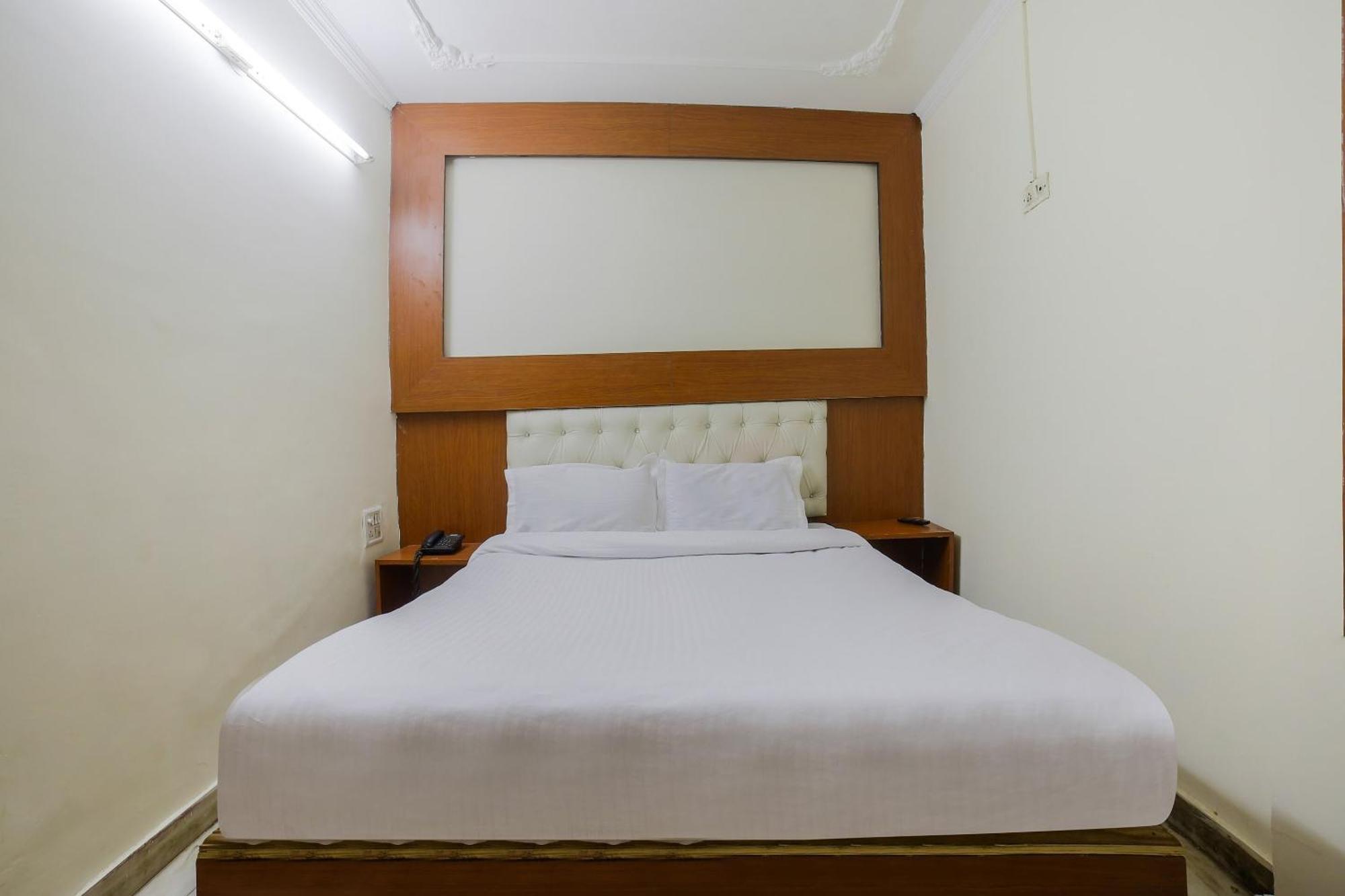 Hotel O Shyam Palace Near New Delhi Railway Station Екстер'єр фото